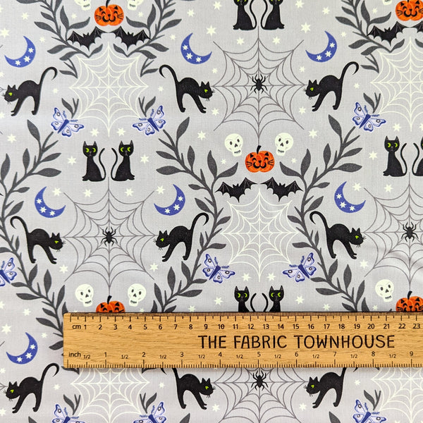 Cobwebs and Cats on Grey - 100% cotton - Lewis & Irene - Castle Spooky