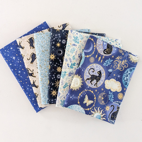 Charmed from Makower, half metre bundle