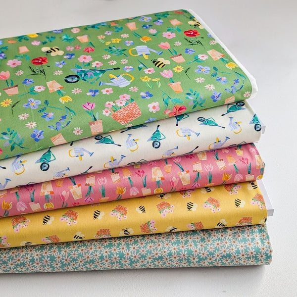 Flower Baskets Honey - 100% cotton - Lewis & Irene - Flower Market by Wee Bluebell