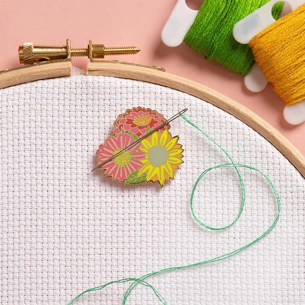 Needle minder - Flowers - Caterpillar Cross Stitch