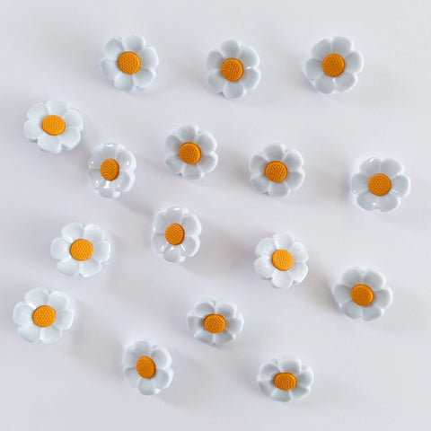 Daisy Flower Buttons - 23mm